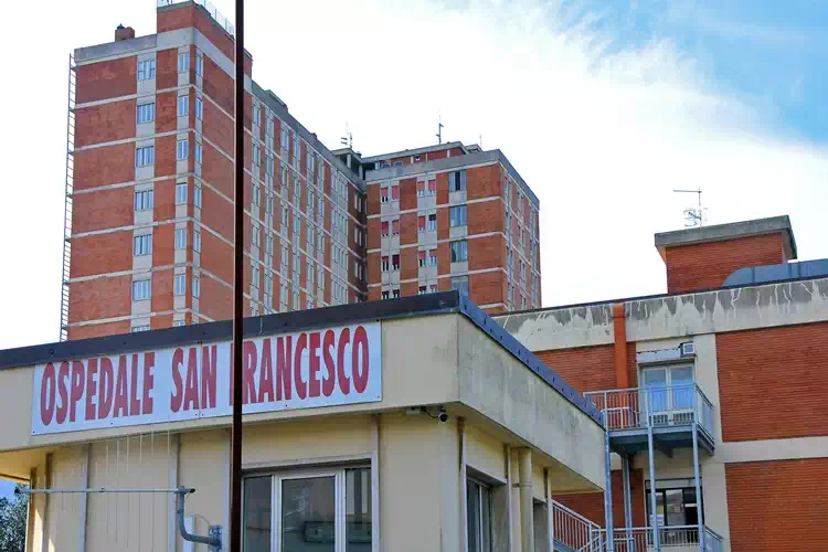 Sardegna, la triste lettera di un paziente oncologico: “Sei mesi per la radioterapia”