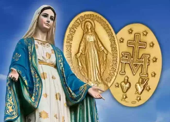Preghiamo oggi 27 novembre, la preghiera alla Madonna della Medaglia Miracolosa