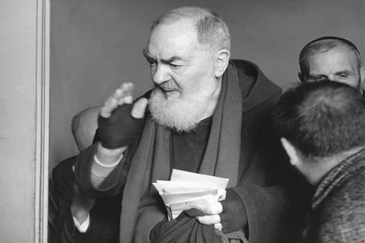 La luce splendente di Padre Pio illumina la vita di Angela