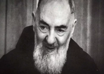 L’anno vecchio sta per finire, ringraziamo Padre Pio