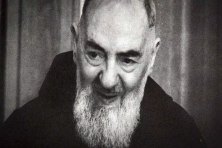 L’anno vecchio sta per finire, ringraziamo Padre Pio