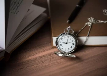 Sei superstizioso? Allora non tenere questo orologio in casa