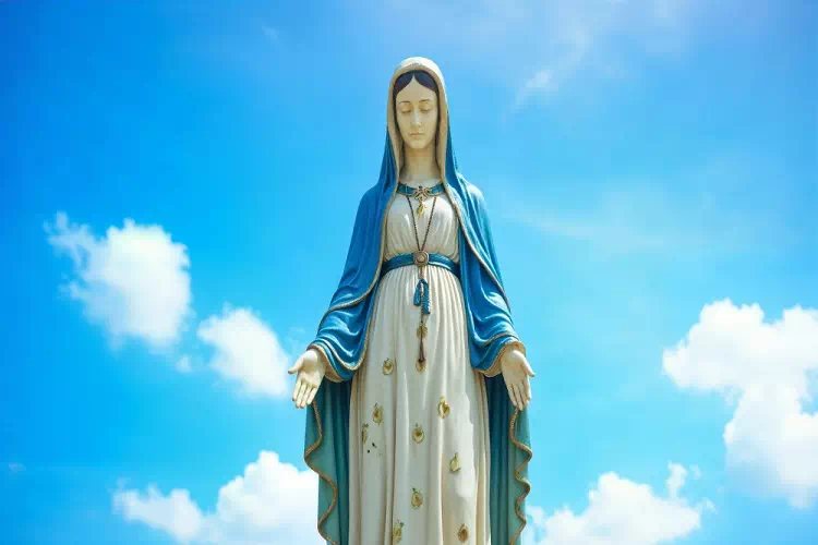 La preghiera alla Vergine Maria e a Santa Rita