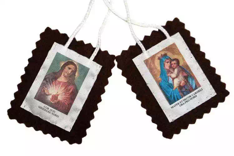 Madonna del Carmelo, i 5 miracoli avvenuti grazie al suo scapolare