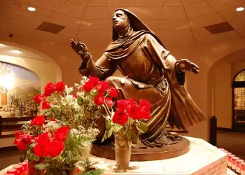 Iniziamo il nuovo mese chiedendo a Santa Rita di aiutarci