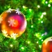 Come mettere le luci sull'albero di Natale