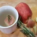 Fai bollire mela e rosmarino: L’antica bevanda dalle proprietà digestive