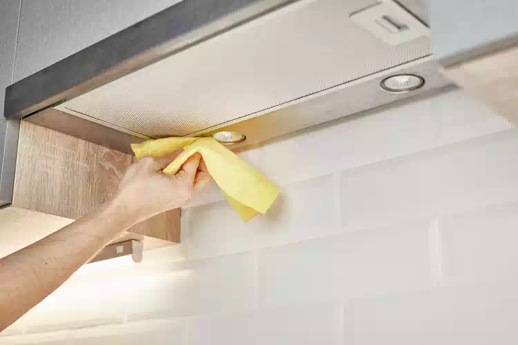 Cappa da cucina sporca e sempre unta: Il rimedio naturale a costo zero