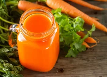 Carota, miele e limone: Un rimedio naturale contro la tosse