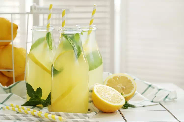 Limonata senza zucchero, anti-stanchezza e dissetante