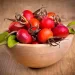 Rosa canina, la bacca alleata per le difese immunitarie