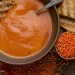 Zuppa di lenticchie rosse con curcuma e cumino
