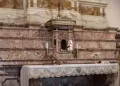 Il volto di Padre Pio apparso nel tabernacolo di San Giovanni Rotondo