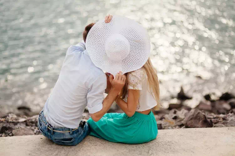 Convivenza o matrimonio? Cosa ci dice l’oroscopo