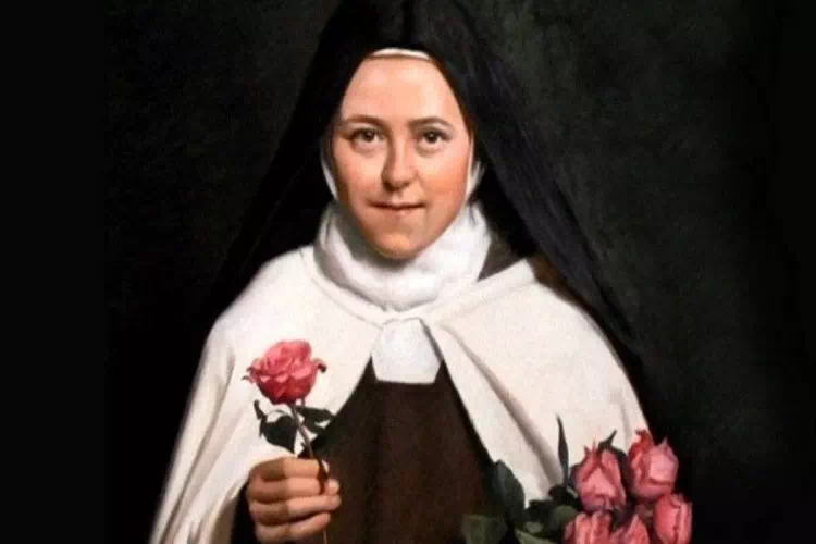 Il petalo di rosa con il volto di Gesù sulla tomba di Santa Teresina