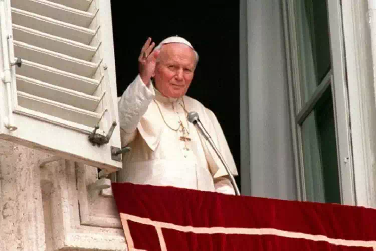 Le 10 curiosità su San Giovanni Paolo II