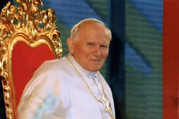 “Papa Giovanni Paolo II ha guarito mio figlio”: Il prodigio del piccolo Heron di 5 anni