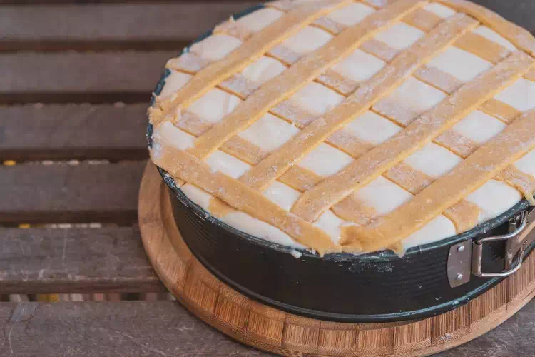 Perché la Pastiera deve avere 7 strisce di frolla