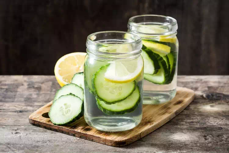 Acqua Sassy da bere ogni giorno per dimagrire