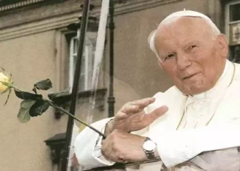 La moglie sogna Papa Giovanni Paolo II