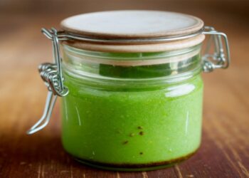Marmellata di basilico