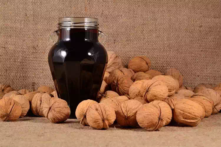 Conosci il Nocino di San Giovanni