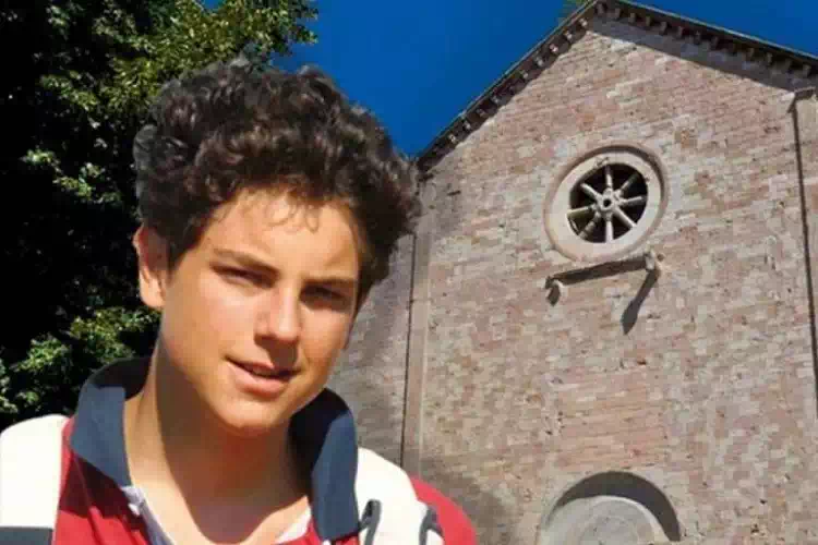 Giovane papà guarisce miracolosamente grazie a Carlo Acutis