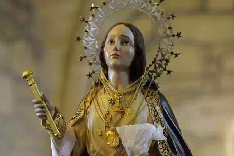Guarita grazie a Santa Marta