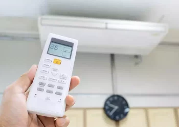 Addio condizionatore, il trucco geniale dei 45 gradi