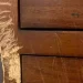 Il trucco casalingo per eliminare graffi dalle superfici di legno