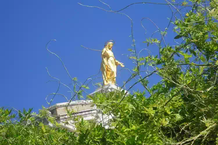 La statua di Santa Maria degli Angeli