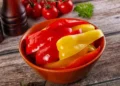 Come spellare i peperoni senza forno