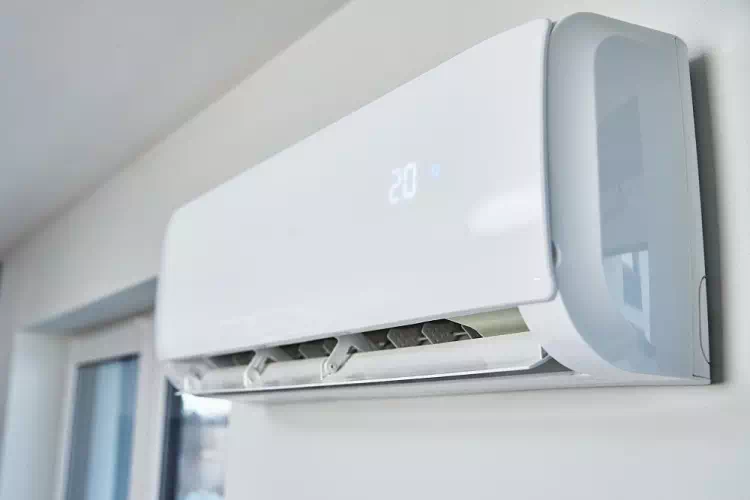 Climatizzatori in casa, la pulizia dei filtri per la nostra salute