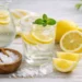 Bevanda naturale con acqua, limone e sale per ritrovare energia nelle giornate di caldo