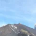 Cenere vulcanica dell Etna sulla pista e sugli aerei dell aeroporto di Catania Fontanarossa
