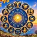 Ruota zodiacale con i 12 segni in oro e blu su un paesaggio autunnale al tramonto. Girasoli, foglie dorate e mare illuminato astrologia e oroscopo.