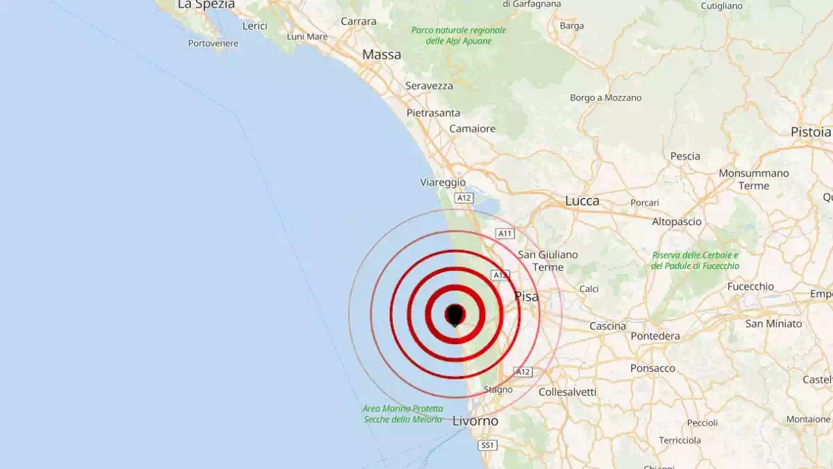 Terremoto a Pisa di magnitudo 4.3, scossa avvertita a Lucca e Firenze con epicentro vicino alla città e verifiche in corso