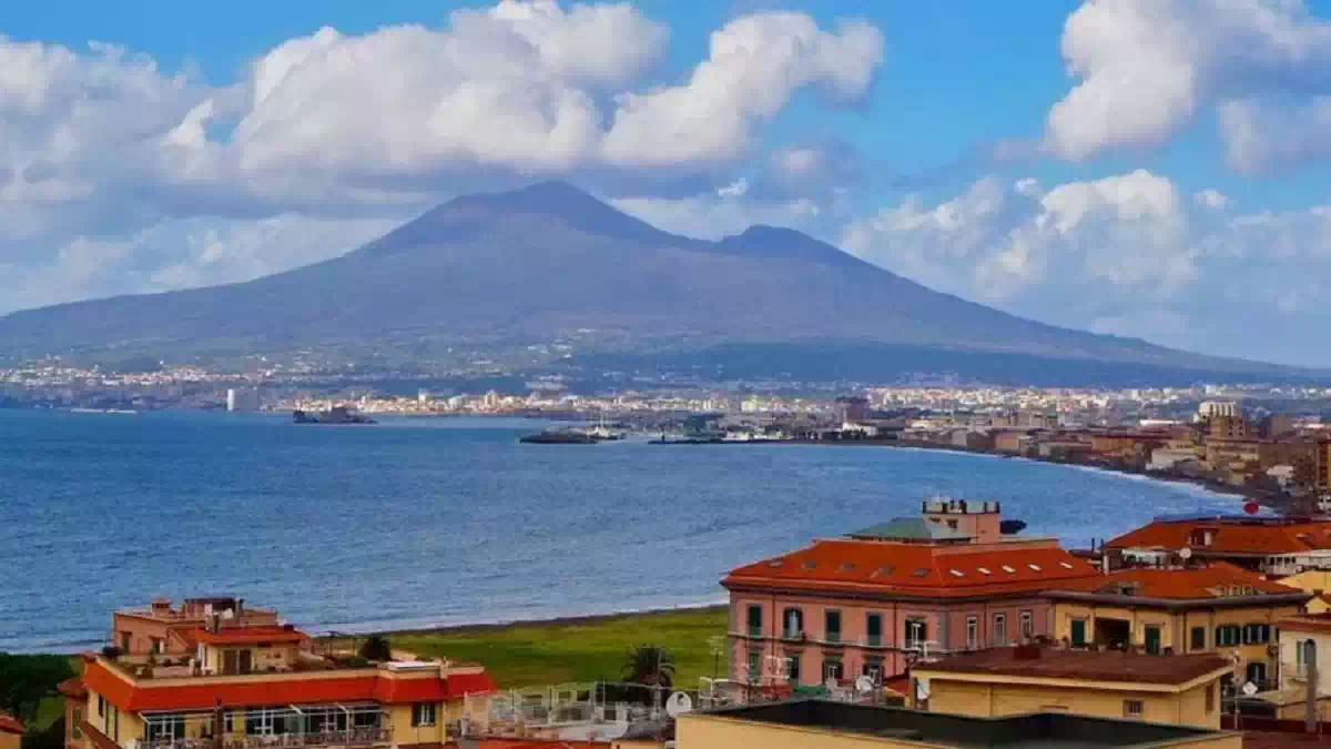 Vesuvio, addio al celebre Arco Naturale