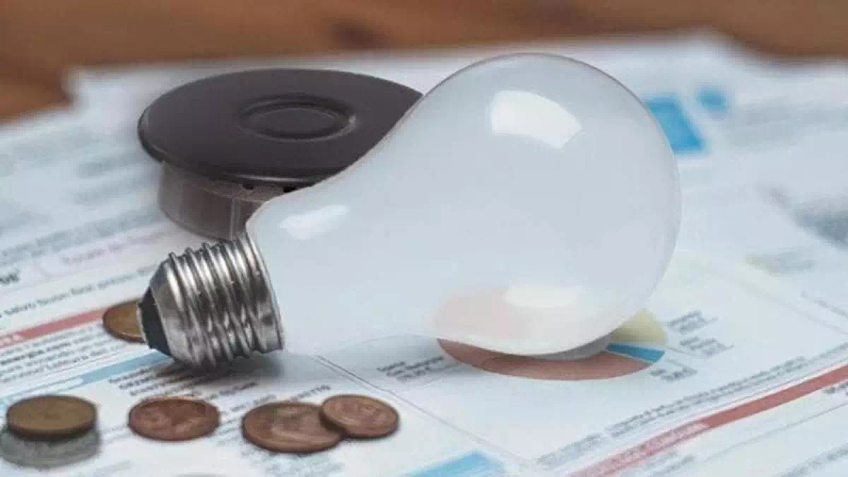 Bollette luce e gas, aumenti in arrivo da settembre