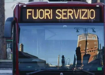 Scioperi settembre 2026, calendario delle fermate nei trasporti tra treni, bus, metro e aerei