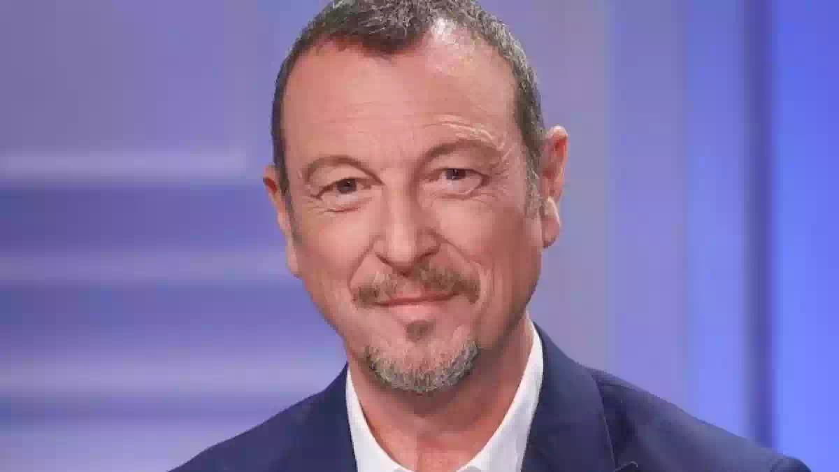 Amadeus al centro delle indiscrezioni sul possibile ritorno in Rai dopo l'esperienza sul Nove e in vista di nuovi progetti televisivi tra Rai e Mediaset.