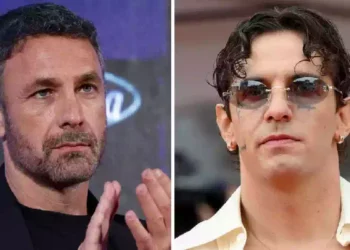 Raoul Bova e Achille Lauro in un fotomontaggio promozionale dedicato agli ascolti TV del 29 settembre 2026, con la sfida tra la fiction Tutto l’amore che resta su Rai 1 e il concerto dell’artista a San Siro trasmesso su Canale 5