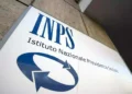 Assegno sociale 2027 con aumento importi e nuovi limiti di reddito, grafico aggiornamento INPS