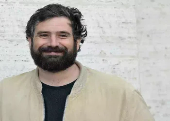 Tommaso Paradiso parla della malattia contratta in Toscana e dei sintomi del Toscana Virus