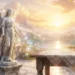 "Statua in marmo di un angelo in piedi su un piedistallo, accanto a un tavolo di legno coperto da raffinati fazzoletti e centrini ricamati con dettagli in pizzo e una candela accesa