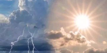 Cielo diviso tra temporali e sole splendente, con fulmini tra nuvole scure da un lato e raggi luminosi dall'altro a simboleggiare il contrasto tra maltempo e miglioramento delle condizioni meteo in Itali